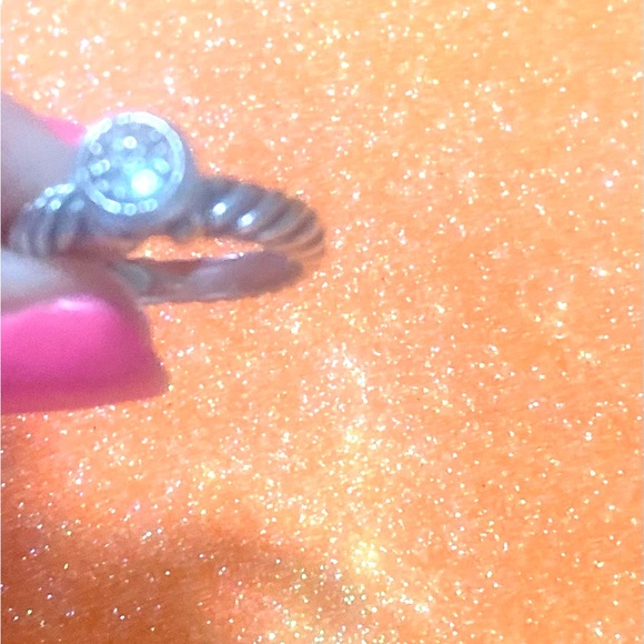 Gorgeous David Yurman Diamond Ring in Sterling Platinum / offers - Picture 2 of 6